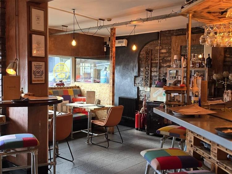 Italian restaurant listing